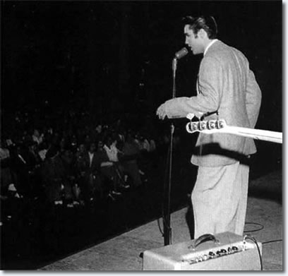 Elvis Presley - Pan Pacific Auditorium, Los Angeles - October 29, 1957